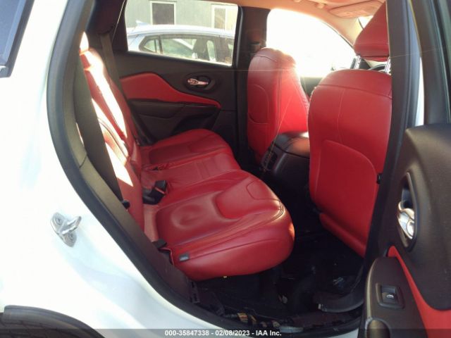1C4PJLCS2FW565981 Jeep Cherokee Latitude