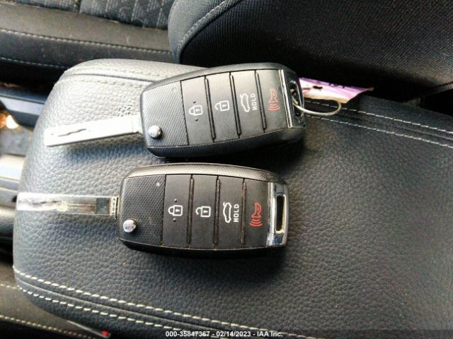 3KPA25AD1LE277216 KIA Rio 5-door S