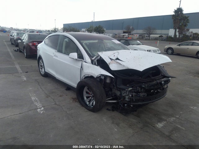 2016 Tesla Model X, VIN: 5YJXCAE48GFS00868