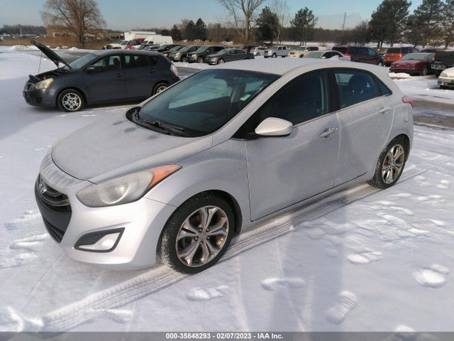 Hyundai ELANTRA GT 2013 KMHD35LE1DU044208 Image 2