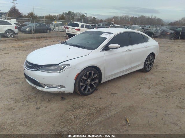 Chrysler 200 C 2015 1C3CCCCG7FN519979 Image 2