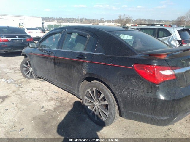 Chrysler 200 Touring 2013 1C3CCBBG8DN711260 Image 3