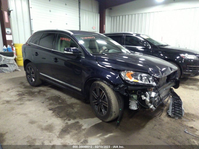 2016 Volvo XC60, VIN: YV449MRM6G2905035