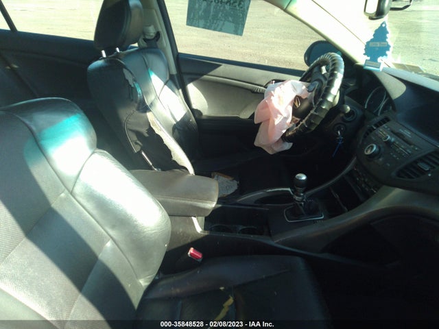2010 ACURA TSX VIN: JH4CU2E63AC008585