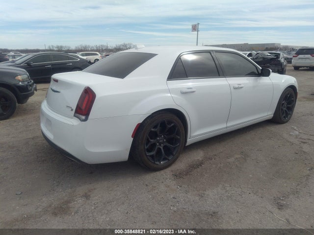 2C3CCABG1KH562951 Chrysler 300 300s