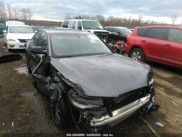 2016 Audi A4, VIN: WAUFFAFL5GA008547