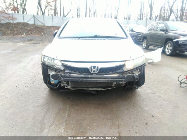 2010 HONDA CIVIC SDN DX-VP VIN: 2HGFA1F30AH524777