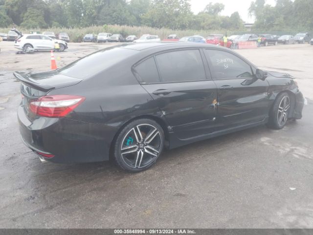 1HGCR3F9XHA035310 Honda Accord Touring V6