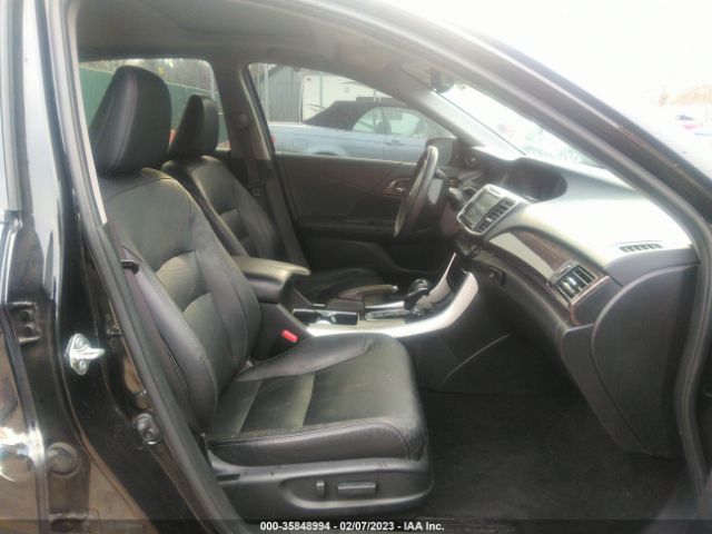 1HGCR3F9XHA035310 Honda Accord Touring V6