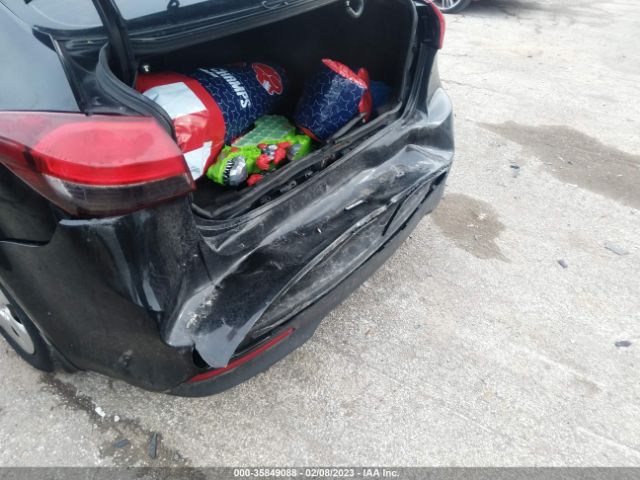 3KPFK4A74HE095852 KIA FORTE LX