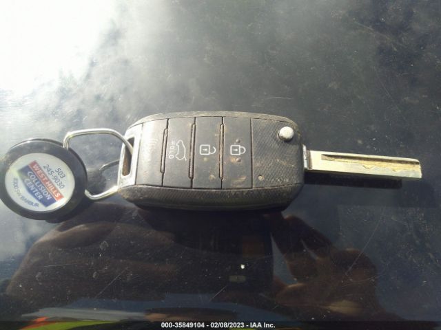 5XYPGDA54HG193724 KIA Sorento Lx V6