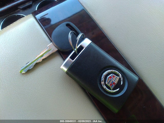 2009 CADILLAC ESCALADE HYBRID VIN: 1GYFC43519R267828