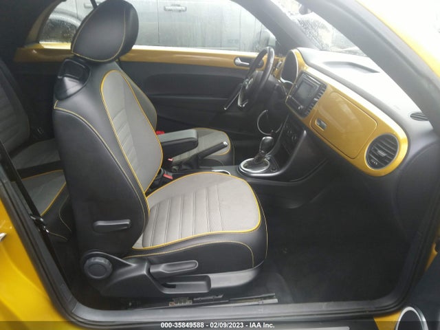 2017 Volkswagen Beetle, VIN: 3VWT17AT2HM800235