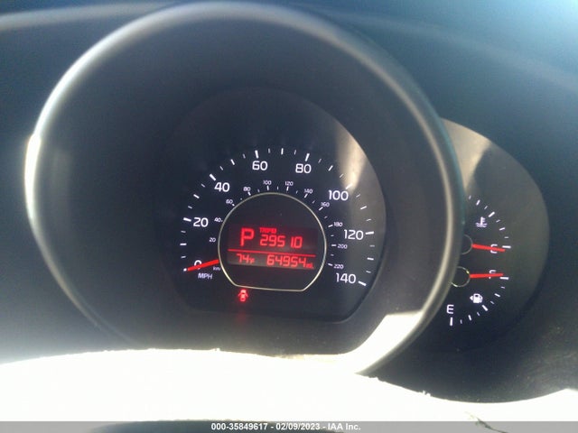 KIA Soul 2015 KNDJN2A28F7793159 Image 8