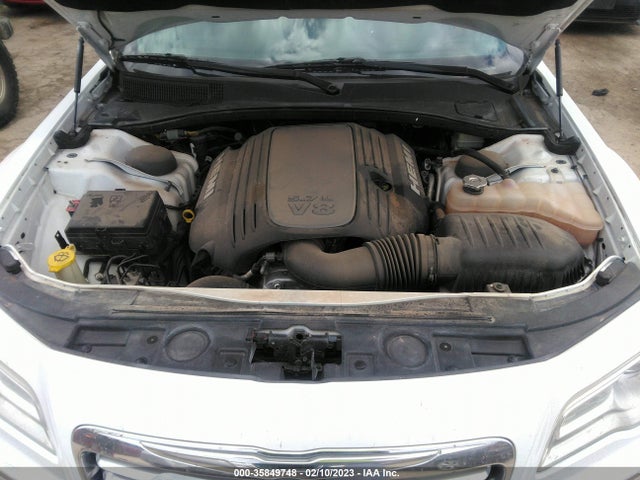 Chrysler 300 300c 2014 2C3CCAET7EH118082 Image 11