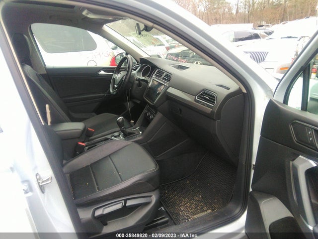 2018 VOLKSWAGEN TIGUAN SEL/SE VIN: 3VV2B7AX2JM216441