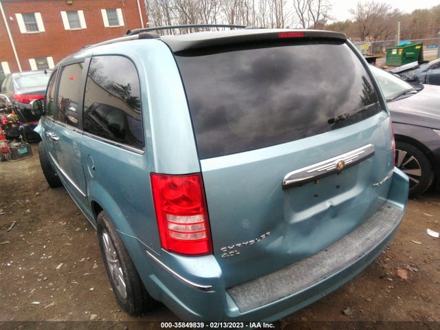 2A4RR6DX6AR136917 Chrysler Town & Country Limited