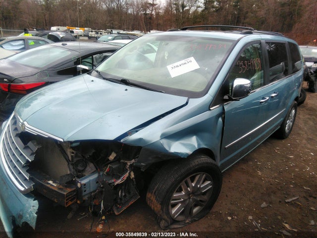 2A4RR6DX6AR136917 Chrysler Town & Country Limited