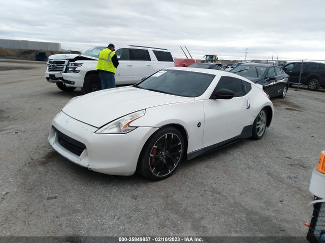 Nissan 370z Nismo 2017 JN1AZ4EH6HM953660 Image 2