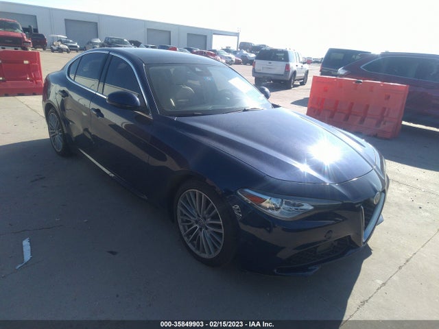 2017 Alfa Romeo Giulia, VIN: ZARFAECN7H7537744