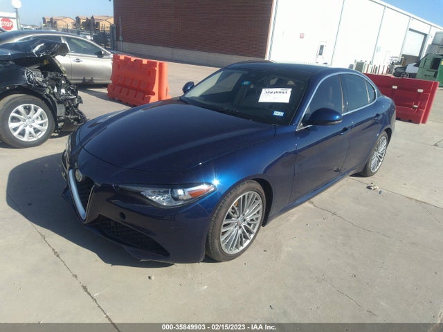 2017 Alfa Romeo Giulia, VIN: ZARFAECN7H7537744