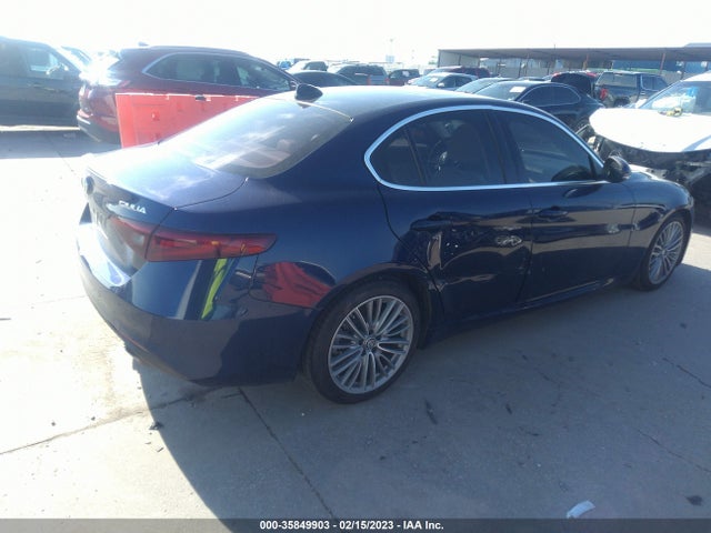 2017 Alfa Romeo Giulia, VIN: ZARFAECN7H7537744
