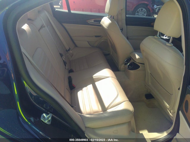 2017 Alfa Romeo Giulia, VIN: ZARFAECN7H7537744