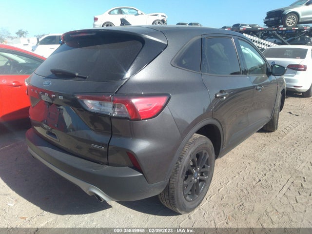 2020 Ford Escape, VIN: 1FMCU9BZ1LUA15195