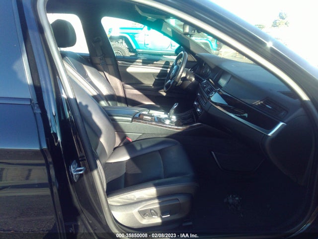 BMW 5 Series 535i 2015 WBA5B1C52FG127312 Image 5