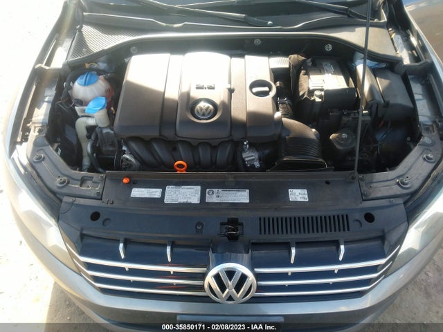 1VWCH7A37CC108199 Volkswagen Passat Sel Premium