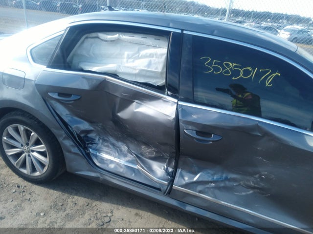 1VWCH7A37CC108199 Volkswagen Passat Sel Premium