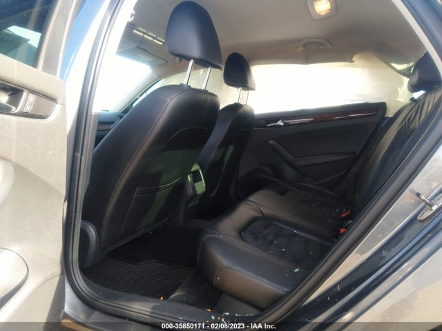 1VWCH7A37CC108199 Volkswagen Passat Sel Premium