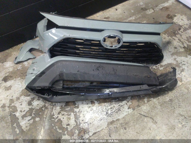 2022 Toyota RAV4, VIN: 4T3RWRFV3NU058782
