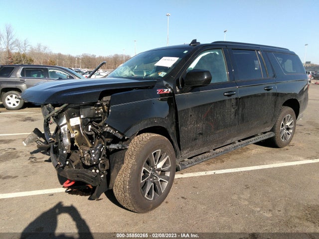 Chevrolet Suburban Z71 2021 1GNSKDKD3MR473152 Image 2