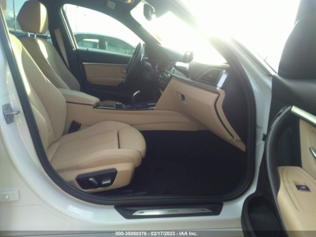 WBA8B9C58JEE83329 BMW 3 Series 330i