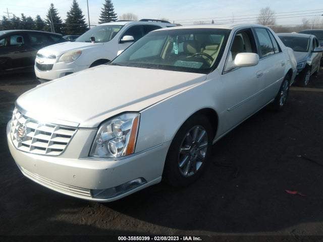 Cadillac Dts Premium Collection 2011 1G6KH5E68BU115570 Image 2