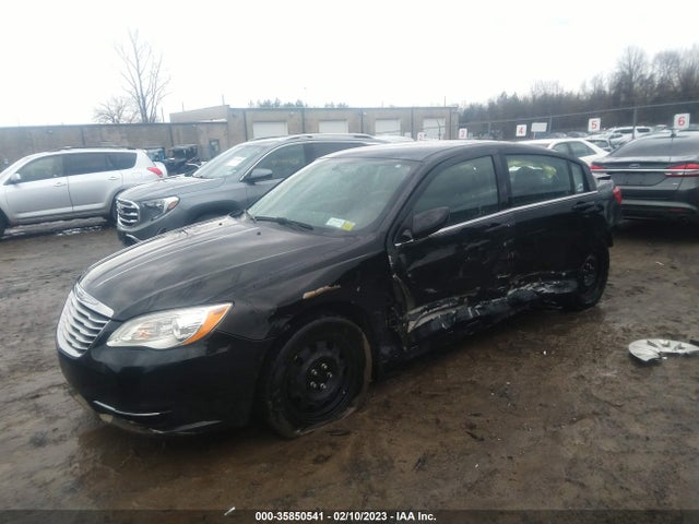 1C3CCBAB7EN211579 Chrysler 200 LX