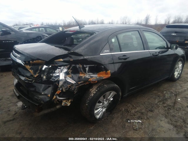 1C3CCBAB7EN211579 Chrysler 200 LX