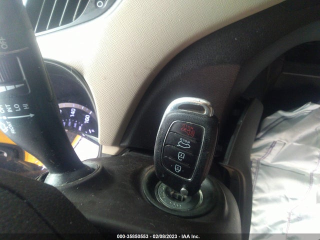 Hyundai Santa Fe Se 2017 KM8SMDHF6HU203441 Image 3