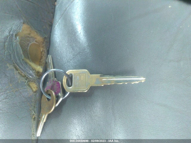 GMC SIERRA 1500 1998 1GTEC19R9WR511280 Image 3