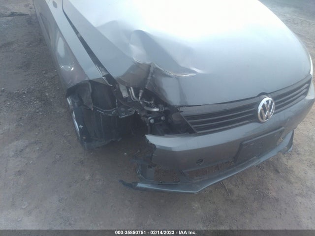 3VWDP7AJ4CM123635 Volkswagen Jetta Sedan Se W