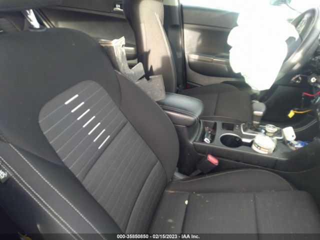 KNDPM3AC9J7449716 KIA Sportage Lx