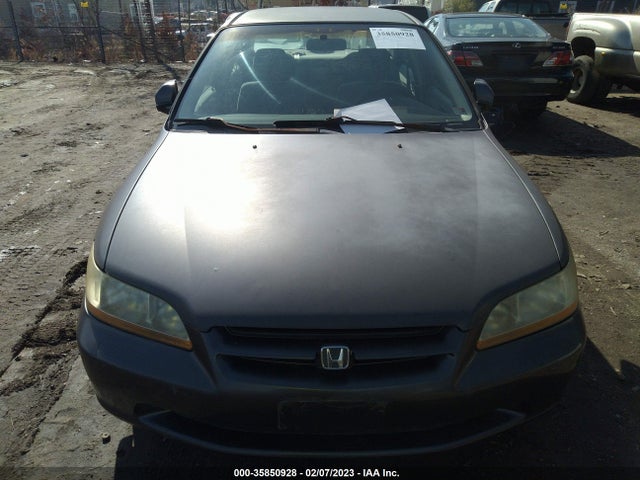 1999 HONDA ACCORD SDN LX VIN: 1HGCG5649XA092800