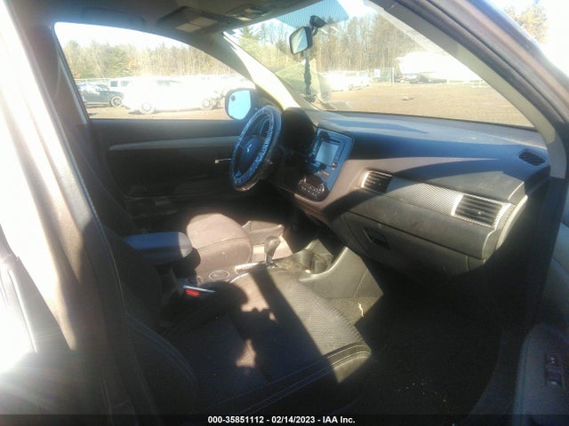 JA4AD3A34GZ062777 Mitsubishi Outlander