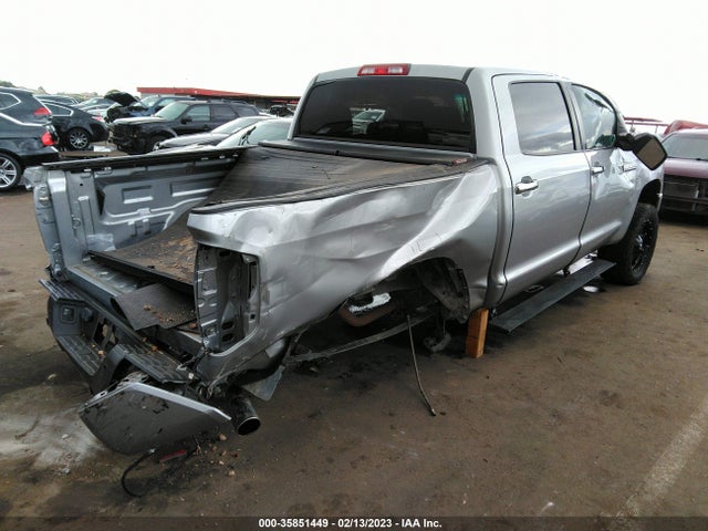 2017 Toyota Tundra, VIN: 5TFAW5F1XHX591425