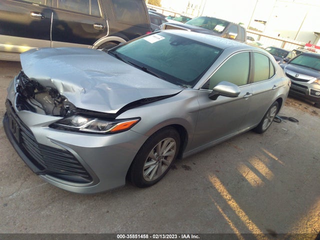 Toyota CAMRY LE 2022 4T1C11AKXNU648876 Image 2