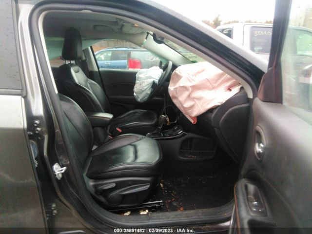 3C4NJDCB3JT481325 Jeep Compass Limited