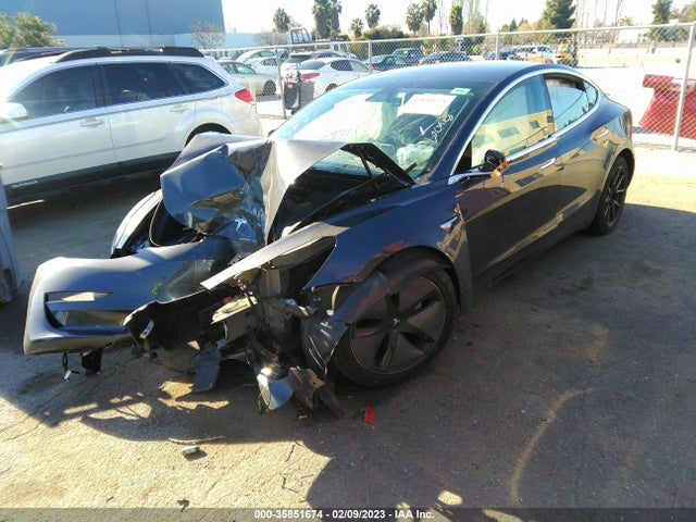 Tesla Model 3 Long Range 2018 5YJ3E1EB9JF104164 Image 2