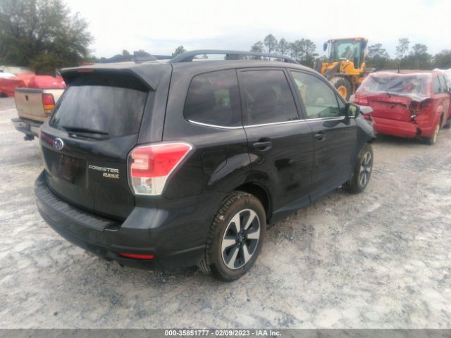 JF2SJAJC5HH556369 Subaru Forester Limited