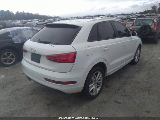 WA1BCCFS0JR001621 Audi Q3 Premium/sport Premium